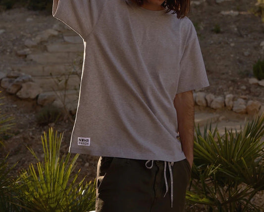 Camiseta Label Grey – Algodón Orgánico
