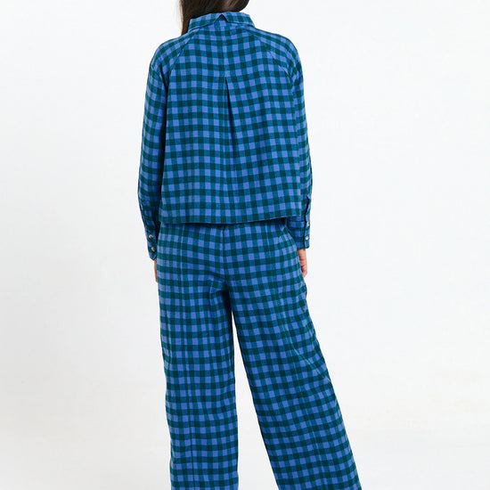 Camisa Vila check blue de Suite13Lab en algodón orgánico, estampado de cuadros y cuello clásico