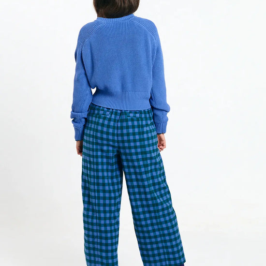 Pantalón Avis check blue de Suite13Lab en micro pana de algodón orgánico, corte globo y cuadros