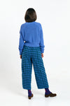 Pantalón Avis check blue de Suite13Lab en micro pana de algodón orgánico, corte globo y cuadros
