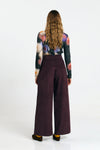 Pantalón Silves cord brown de Suite13Lab en pana de algodón orgánico, pierna ancha con cinturón
