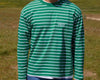 Camiseta de manga larga de corte holgado (oversize) con estampado clásico de rayas horizontales en color verde y blanco, confeccionada en algodón orgánico, marca NWHR.