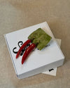 Pendientes Chillie de Syringa Jewels: chiles naturales
encapsulados en resina UV, versión aro plata y aro dorado.