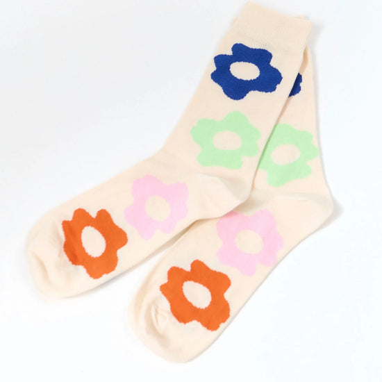 Calcetines de media caña con estampado multicolor "Mix", confeccionados en algodón orgánico con ajuste elástico y tacto suave de la marca sostenible Suite13 Lab.