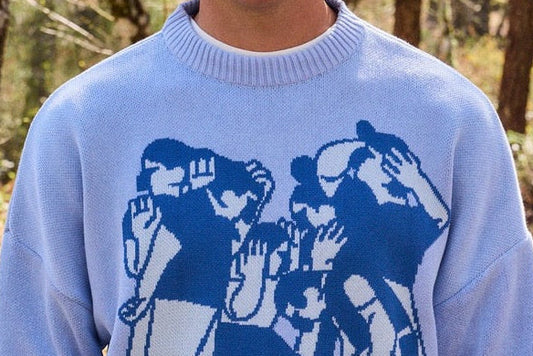 Jersey Leira Azul de NWHR: 100% algodón orgánico GOTS y punto con textura. Estilo relajado, cómodo y muy fetén. Fabricado éticamente en Portugal.