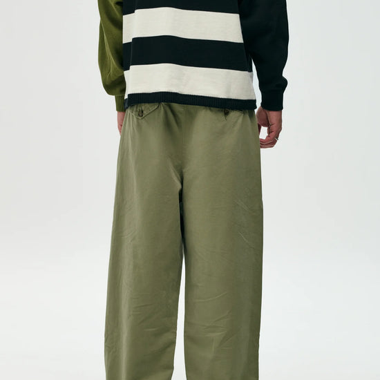 Pantalón chino verde lavado de NWHR en algodón orgánico GOTS, corte relaxed fit