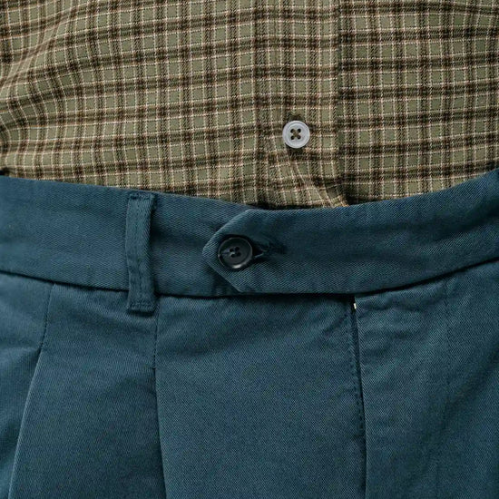 Pantalón chino navy lavado de NWHR en algodón orgánico GOTS, corte relaxed fit