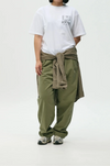 Pantalón chino verde lavado de NWHR en algodón orgánico GOTS, corte relaxed fit