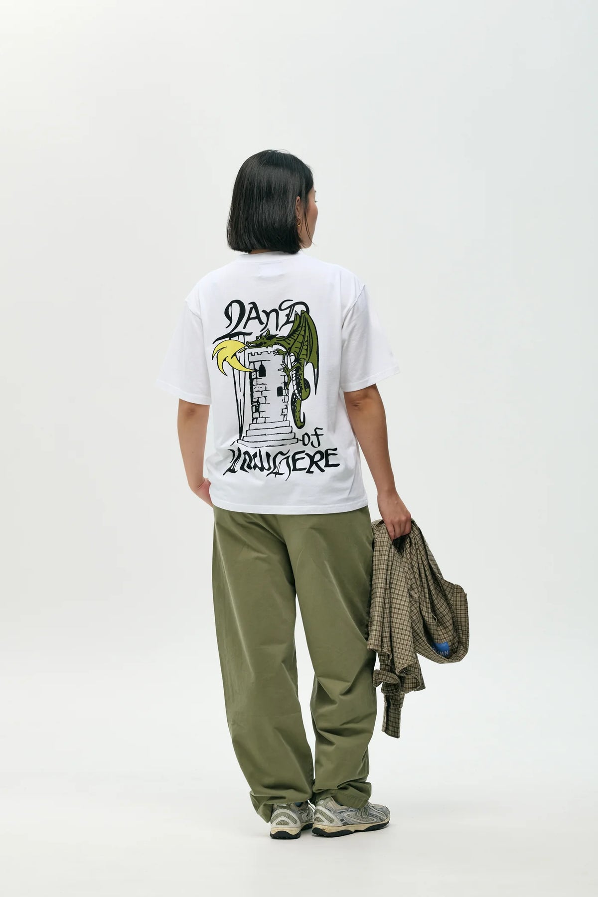 Pantalón chino verde lavado de NWHR en algodón orgánico GOTS, corte relaxed fit