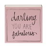 Caja de cerillas cuadrada de color rosa con el texto 'Darling you are fabulous' impreso, que contiene 125 cerillas largas de madera negra y punta blanca.