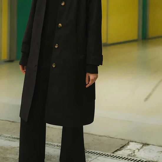 Gabardina Barry negra de TRIANA by C, repelente al agua con forro de cuadro vichy